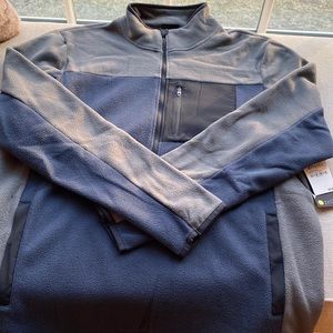 Men’s 1/4 zip fleece sweater